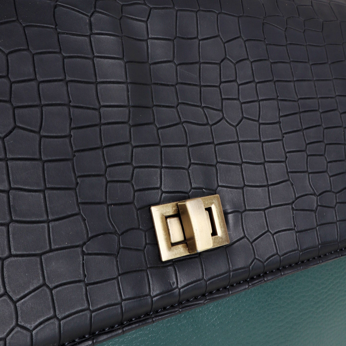 EVERGREEN ALLURE