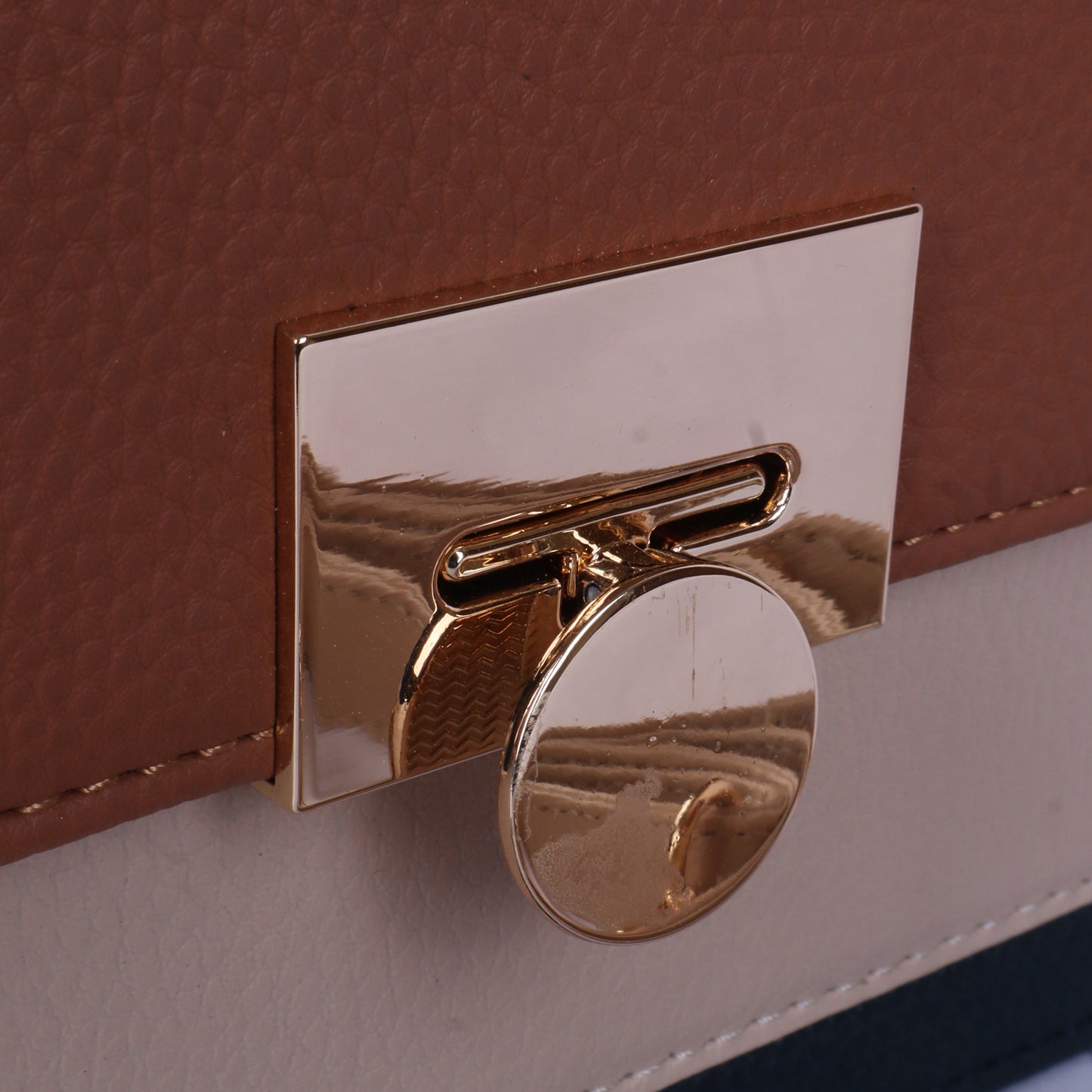 HAZEL - SLING BAG