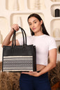 URBAN ETHNIC - TOTE BAG