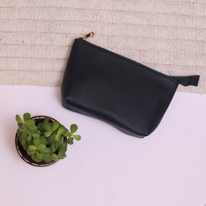 NAVY HUE POUCH