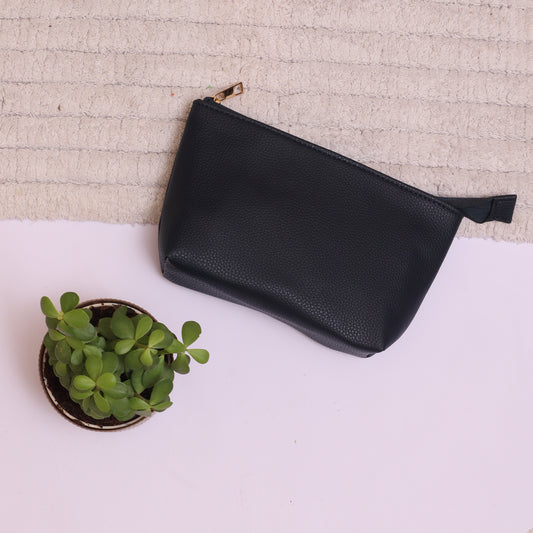 NAVY HUE POUCH