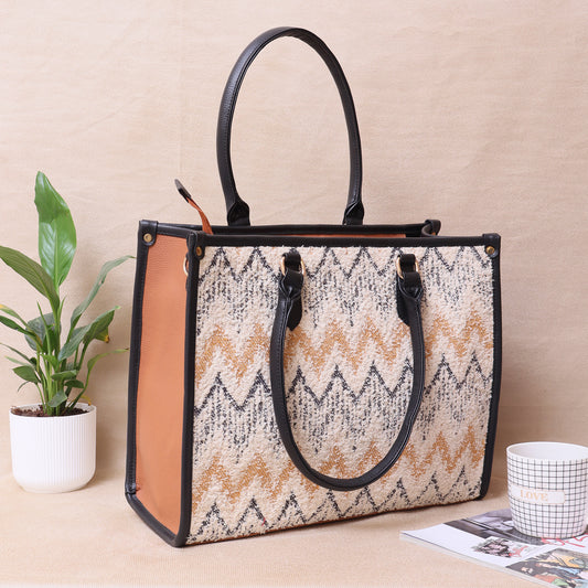 SERENE CHEVRON - TOTE BAG