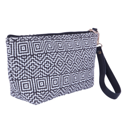 MONOCHROME POUCH