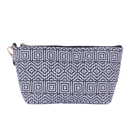 MONOCHROME POUCH